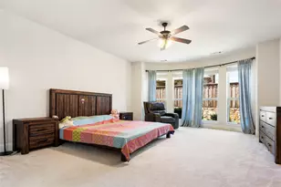 419 Paluxy Dr, Irving, TX 75039 - Photo 15