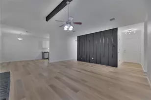2944 Whispering Creek Ln, Burleson, TX 76028 - Photo 13