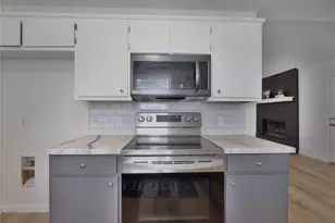 2944 Whispering Creek Ln, Burleson, TX 76028 - Photo 7