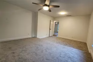 1619 Glenhill Ln, Lewisville, TX 75077 - Photo 31