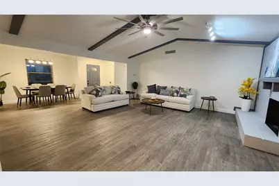 1619 Glenhill Lane, Lewisville, TX 75077 - Photo 15
