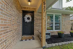 537 Blue Haze Dr, Fort Worth, TX 76108 - Photo 3
