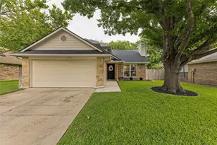 537 Blue Haze Dr, Fort Worth, TX 76108 - Photo 1