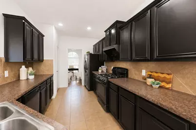 5049 Diamond Peak Court, McKinney, TX 75071 - Photo 11