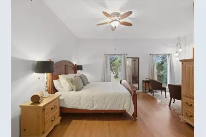907 4th St, Graham, TX 76450 - Photo 13