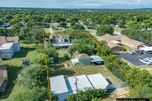 907 4th St, Graham, TX 76450 - Photo 33