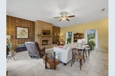 907 4th St, Graham, TX 76450 - Photo 9
