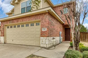 382 Armstrong Ln, Lavon, TX 75166 - Photo 1