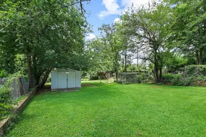 1322 W Chestnut Street, Denison, TX 75020 - Photo 27