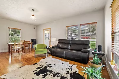 1322 W Chestnut Street, Denison, TX 75020 - Photo 7