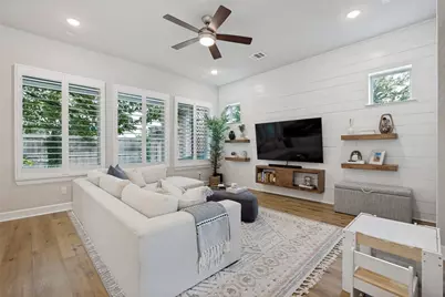 9175 Rock Daisy Court, Dallas, TX 75231 - Photo 7