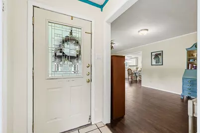 209 Linda Lane, Irving, TX 75062 - Photo 5