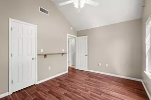 4000 View Point Dr, Granbury, TX 76048 - Photo 13