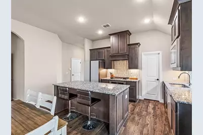 905 Sedona Street, Little Elm, TX 75068 - Photo 9