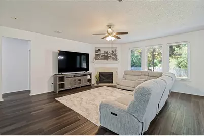 230 Longhorn Trail, Grand Prairie, TX 75052 - Photo 7