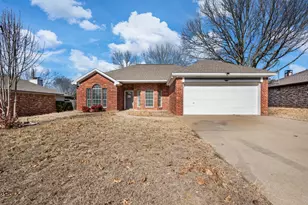 7 St Charles Pl, Midlothian, TX 76065 - Photo 1