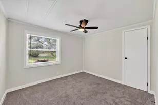 704 Spring Miller Ct, Arlington, TX 76002 - Photo 15