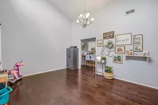 2916 Waterwood Dr, Granbury, TX 76048 - Photo 11