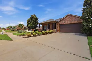 436 Millbrook Ln, Fort Worth, TX 76036 - Photo 5