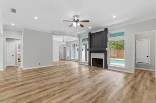 8 Waterwood Ct, Mansfield, TX 76063 - Photo 7