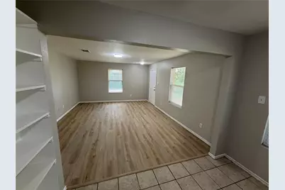 605 NW Main Street, Ennis, TX 75119 - Photo 5