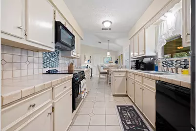 9885 Silver Creek Drive, Scurry, TX 75158 - Photo 23