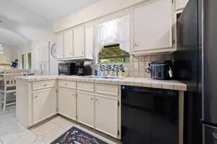 9885 Silver Creek Dr, Scurry, TX 75158 - Photo 21