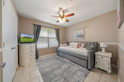 9885 Silver Creek Drive, Scurry, TX 75158 - Photo 9