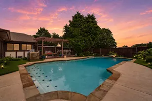 2822 Colleen Dr, Garland, TX 75043 - Photo 7