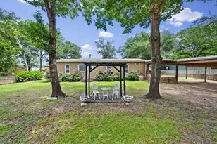 18390 Pine Dr, Eustace, TX 75124 - Photo 1