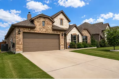 279 Paluxy Street, Burleson, TX 76028 - Photo 3
