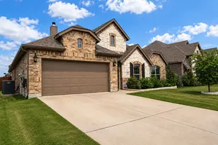 279 Paluxy St, Burleson, TX 76028 - Photo 3