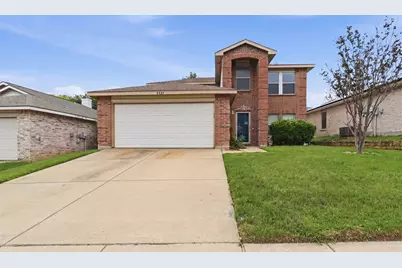 5421 Lansdowne Avenue, Fort Worth, TX 76135 - Photo 1
