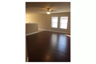 6812 Valleycreek Dr, Fort Worth, TX 76179 - Photo 5