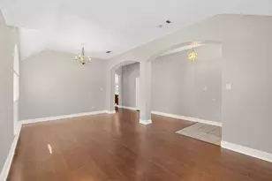 7911 Decoy Dr, Arlington, TX 76002 - Photo 9