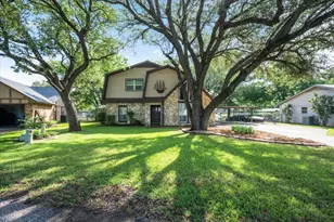4106 Norfolk Bay Ct, Granbury, TX 76049 - Photo 11