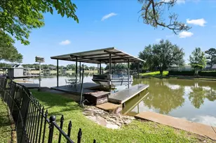 4106 Norfolk Bay Ct, Granbury, TX 76049 - Photo 5