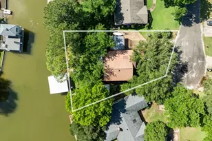 4106 Norfolk Bay Ct, Granbury, TX 76049 - Photo 3