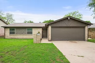2512 Colleen Dr, Arlington, TX 76016 - Photo 1