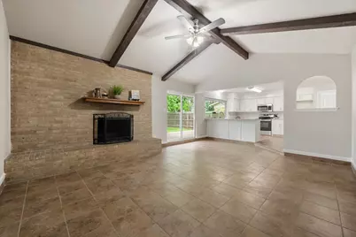 2512 Colleen Drive, Arlington, TX 76016 - Photo 7