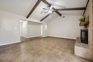2512 Colleen Dr, Arlington, TX 76016 - Photo 9