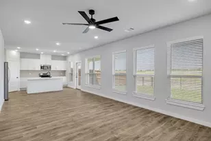 4028 Clovis St, Midlothian, TX 76065 - Photo 3