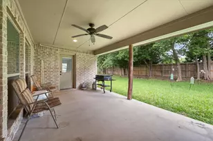 548 McKittrick Ct, Godley, TX 76044 - Photo 35