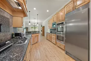 548 McKittrick Ct, Godley, TX 76044 - Photo 13