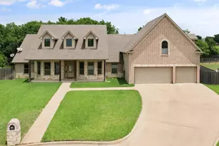 548 McKittrick Ct, Godley, TX 76044 - Photo 1