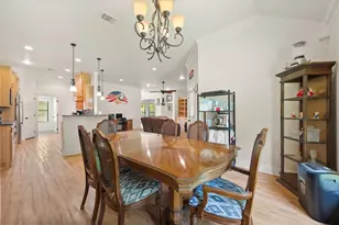 548 McKittrick Ct, Godley, TX 76044 - Photo 15