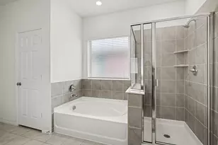 8825 Landergin Mesa Dr, Fort Worth, TX 76131 - Photo 27
