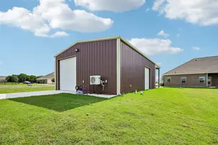 5520 Littlefield Dr, Dish, TX 76247 - Photo 15