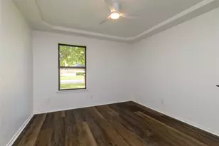 5728 Caracas Dr, North Richland Hills, TX 76180 - Photo 33