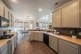 5517 Seabury Dr, Fort Worth, TX 76137 - Photo 5